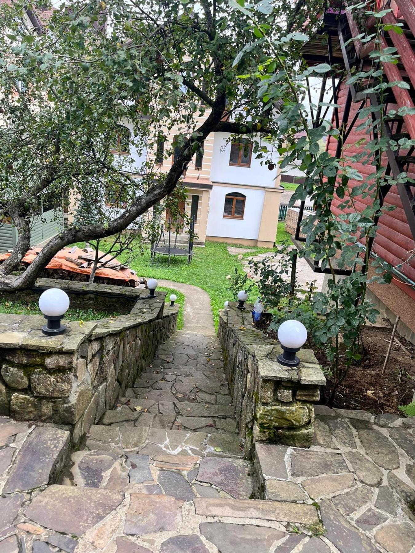 Апарт Готель,, Червона Рута,, Skhidnytsia Exterior foto